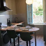 Sous Les Remparts Appartement
