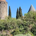 Sous Les Remparts Carcassonne