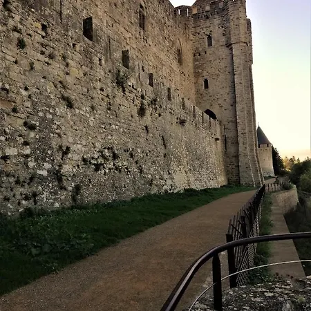 Sous Les Remparts Apartment Carcassonne
