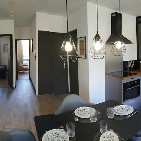 Sous Les Remparts Апартаменти Каркассонн