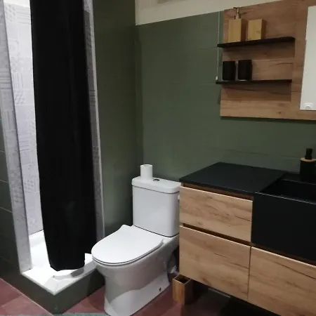 Sous Les Remparts * Καρκασόν