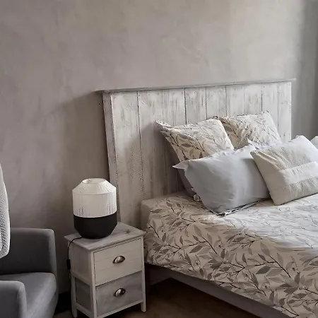 Sous Les Remparts * Καρκασόν