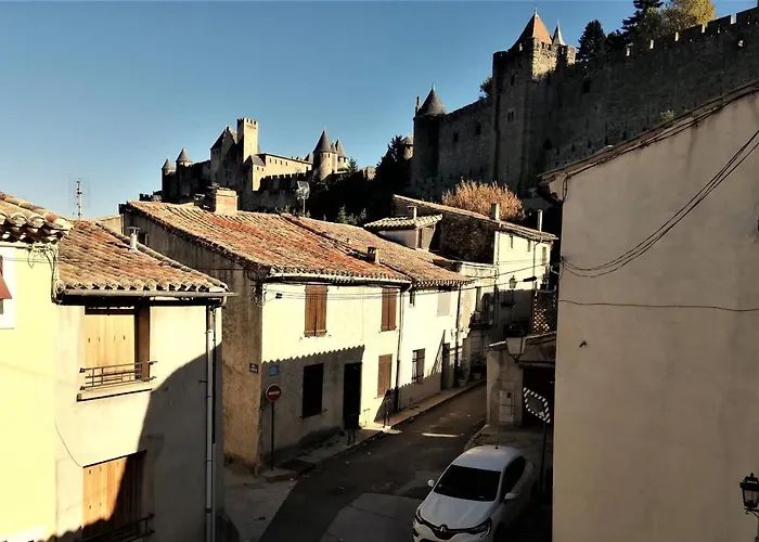 Sous Les Remparts Apartment