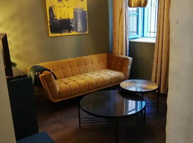 Sous Les Remparts * Carcassonne