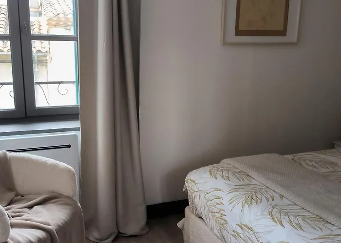 Sous Les Remparts Καρκασόν